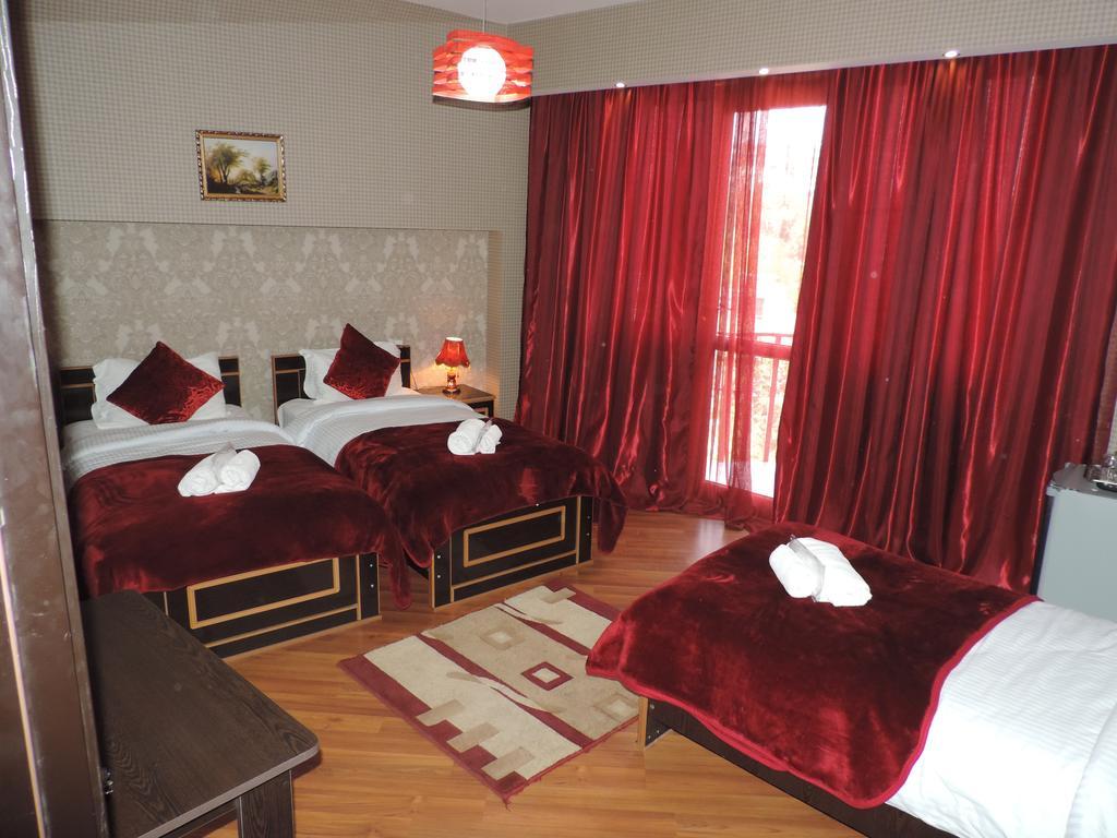 Begi Hotel Tbilisi Exteriör bild
