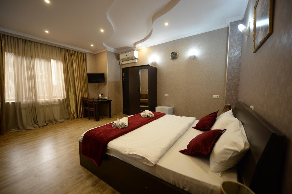 Begi Hotel Tbilisi Exteriör bild
