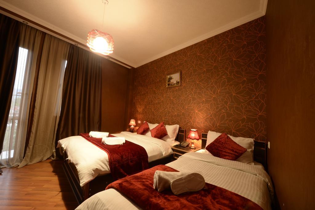 Begi Hotel Tbilisi Exteriör bild