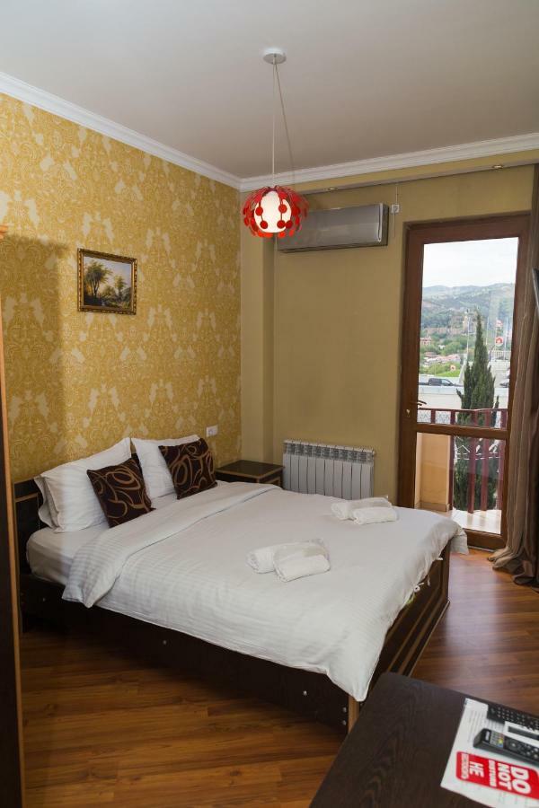 Begi Hotel Tbilisi Exteriör bild