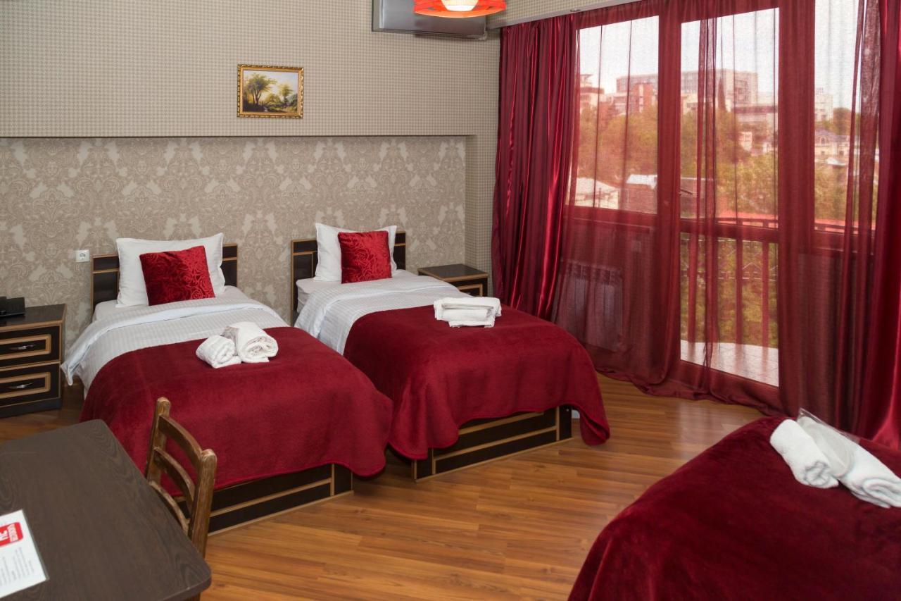 Begi Hotel Tbilisi Exteriör bild