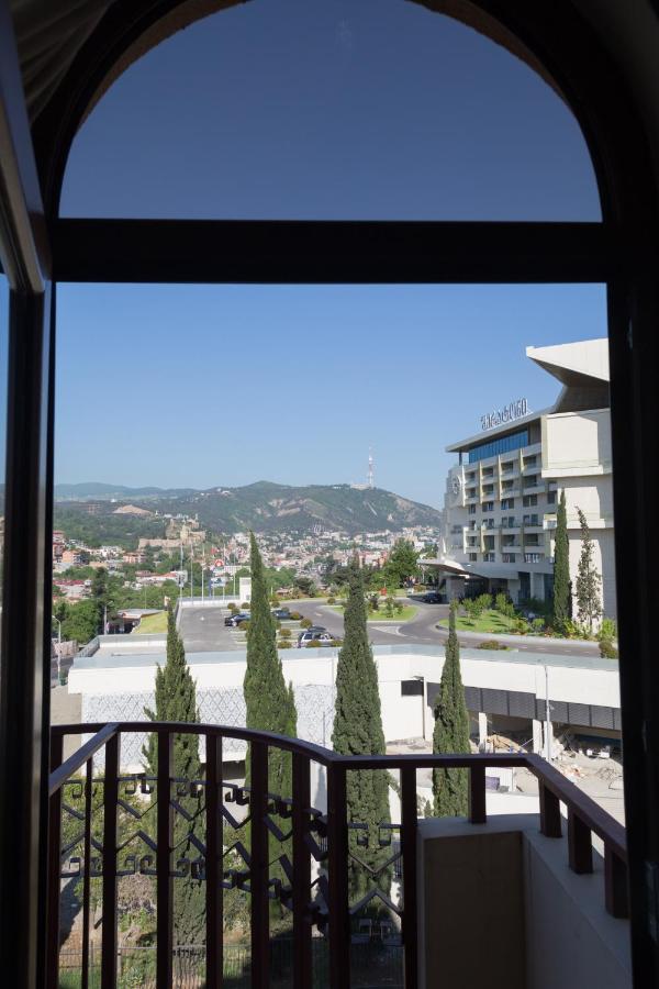 Begi Hotel Tbilisi Exteriör bild